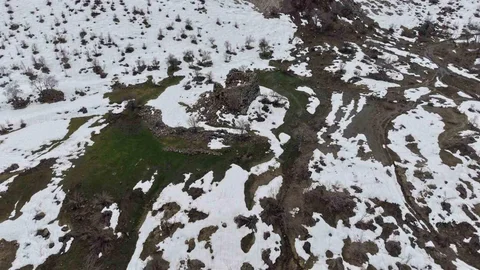 Şırnak’ta 3 Bin Yıllık Tarihi Yapılar Ortaya Çıktı