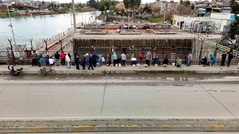 Adana'da Balıkçıların Seyhan Nehri'ne Akını
