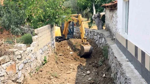 Muğla'da Dere Yataklarında Temizlik Çalışmaları
