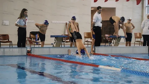 Kütahya'da Yüzme İl Birinciliği Heyecanı