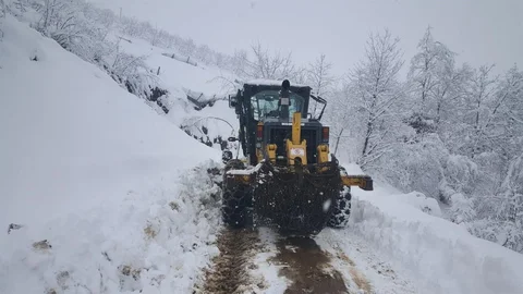 Trabzon'da 40 Mahalle Yolu Kapandı