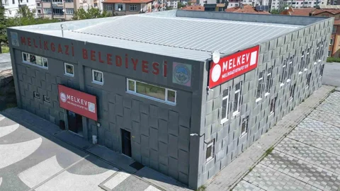 Melikgazi MELKEV ile İhtiyaç Sahiplerine Destek Oluyor