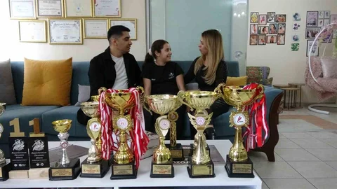 Isparta'nın Minik Salsa Yıldızı