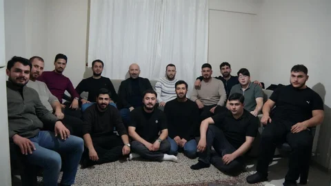 Başkan Arıkan Sahurda Gençlerle Buluştu