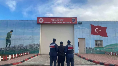 Afyonkarahisar'da Hapis Cezasıyla Aranan Şahıs Yakalandı