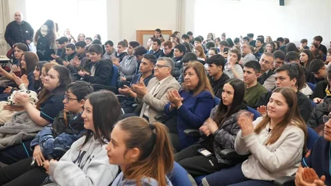 Sinop'ta Öğrencilerden Etkileyici Münazara Etkinliği