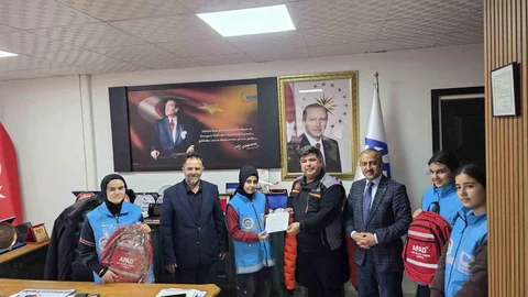 Gençlerden Gazze’ye Dayanışma Bağışı