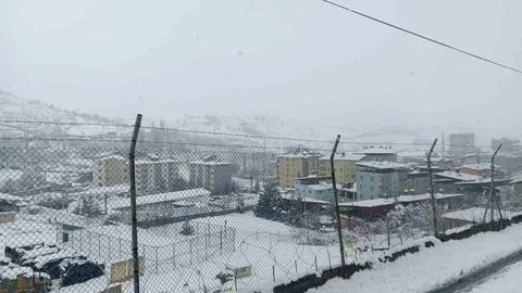 Siirt'te Eğitime Kar Engeli