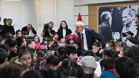 Antalya'da Öğrencilere Yerel Yönetim Eğitimi