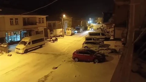 Çelikhan'da Kar Yağışı Başladı