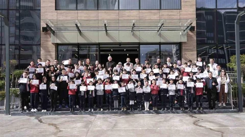 Erdem Koleji'nden 74 Madalya ile Başarı