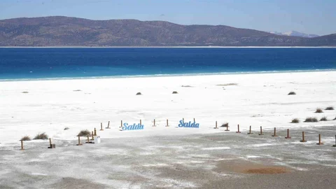 Salda Gölü'nde Su Seviyesi Artışı Gözlemlendi