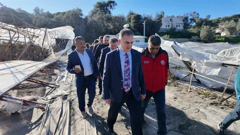 Muğla'da Vali Akbıyık Çiftçileri Ziyaret Etti