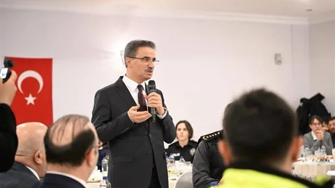 Erzurum'da Vali Baruş İftar Programında Buluştu