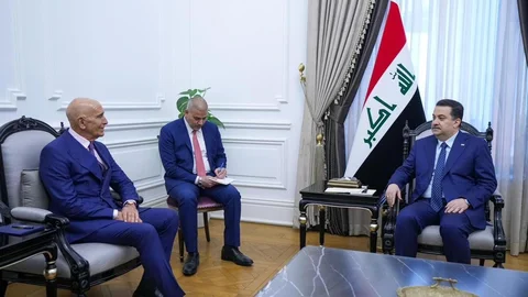 ABD’li Özel Temsilcisi Barrack, Irak Başbakanı Sudani ile bir araya geldi