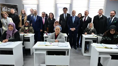 Denizli'de Dijital Merkez Açıldı