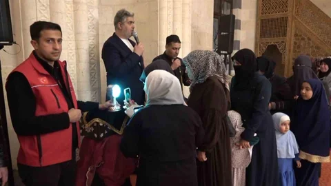 Gaziantep’te Sakal-ı Şerif’e Yoğun İlgi