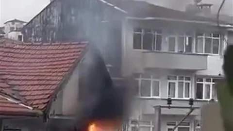 Kocaeli'de Ev Yangını ve Patlama