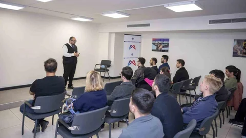 Mersin'de Öğrencilere Kariyer Fırsatı