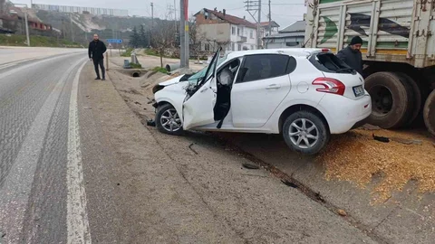 Bilecik'te Trafik Kazası Meydana Geldi
