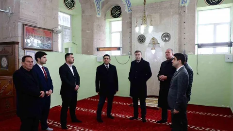 Niğde'de Vali Akmeşe Esnafla Buluştu