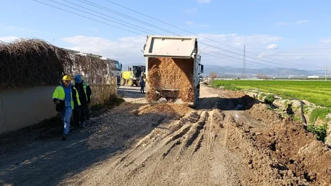 Mersin'de Onarım Çalışmaları Devam Ediyor