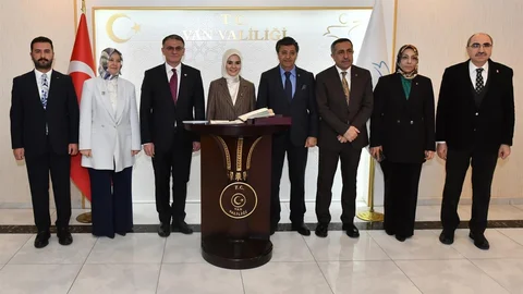 Aile ve Sosyal Hizmetler Bakanı Van’da