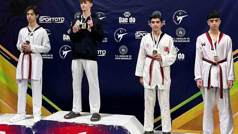 Deniz Çınar Doğan Taekwondo Başarısı