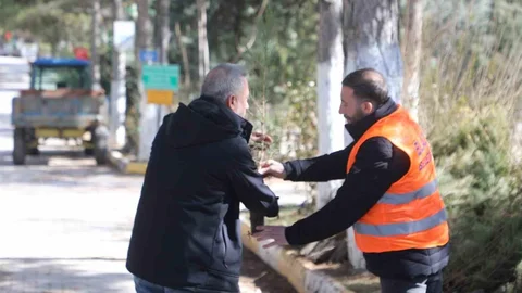 Elazığ'da Ücretsiz Fidan Dağıtımı Başladı