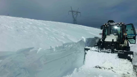Elazığ'da Kapalı Köy Yolları Açıldı