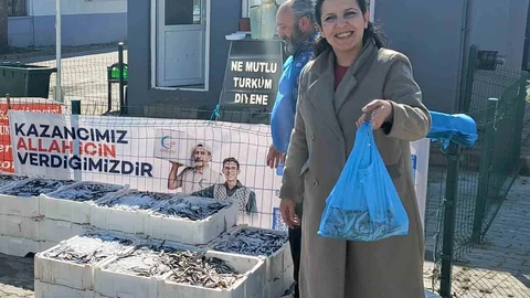 Edirne’de Hamsi Dağıtımı Gerçekleşti