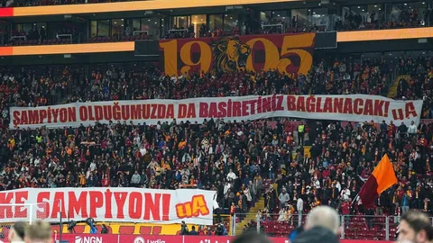 Galatasaray'da 4 Oyuncu Değişikliği Yapıldı