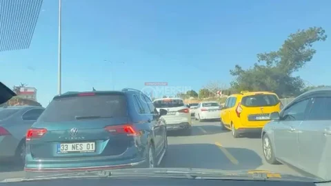 Mersin’de MSÜ Sınavı Öncesi Trafik Yoğunluğu: Adaylar Tedirgin Oldu