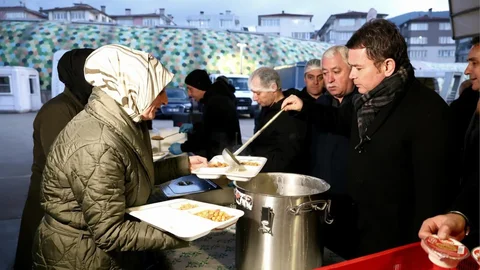 Osmangazi'de İftar Sofrası Kuruldu