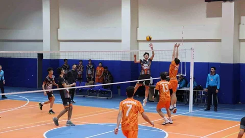Şanlıurfa Voleybol Takımı Finalde Şampiyon Oldu