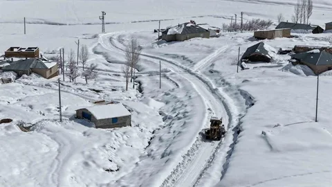 Van'da Kapanan Yolların Durumu