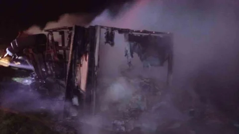 Şırnak’ta Mandalina Yüklü Tır Yandı