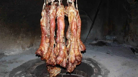 Siirt'te İftar Sofralarının Vazgeçilmezi Büryan Kebabı