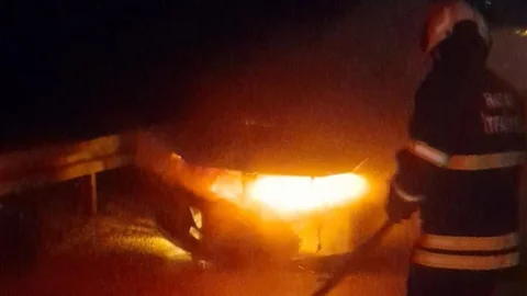 Altınözü’nde Araç Yangını Kontrol Altına Alındı