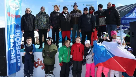 Kayseri'de Diplomatik Kayak Yarışı Ödülleri Verildi