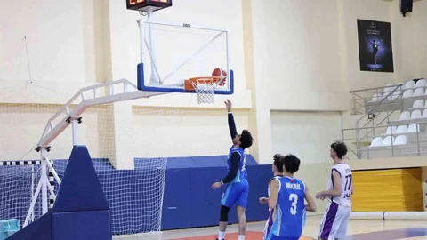 Bilecik'te Basketbol Müsabakaları Devam Ediyor