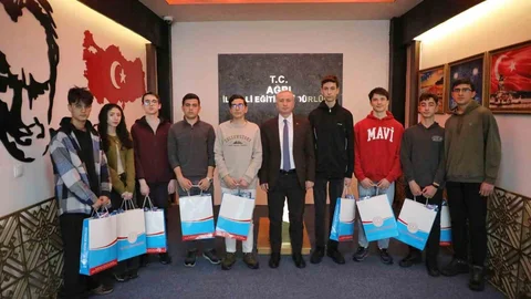 Ağrı'da TÜBİTAK Başarıları