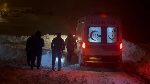 Erzincan'da Kapanan Yol Açıldı