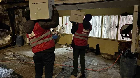 Kızılay'dan İhtiyaç Sahiplerine Gıda Desteği