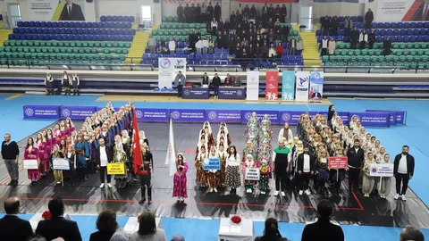 Kütahya'da Halk Oyunları Yarışması Tamamlandı