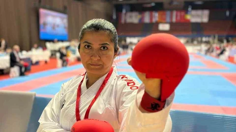 Alaşehirli Sporcu İlknur Yalçın Şampiyon Oldu