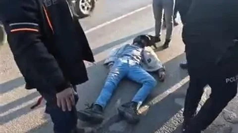 Eskişehir'de Motosikletli Kurye Kazası