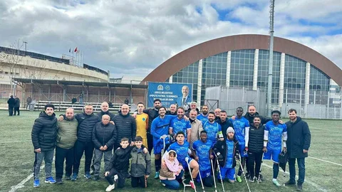 Gebze Belediyesi Ampute Futbol Takımı Tur Atladi