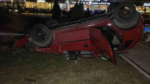 Çorum'da Otomobil Takla Attı