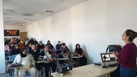 Nazilli'de Kadınlara Sağlık Eğitimi Verildi